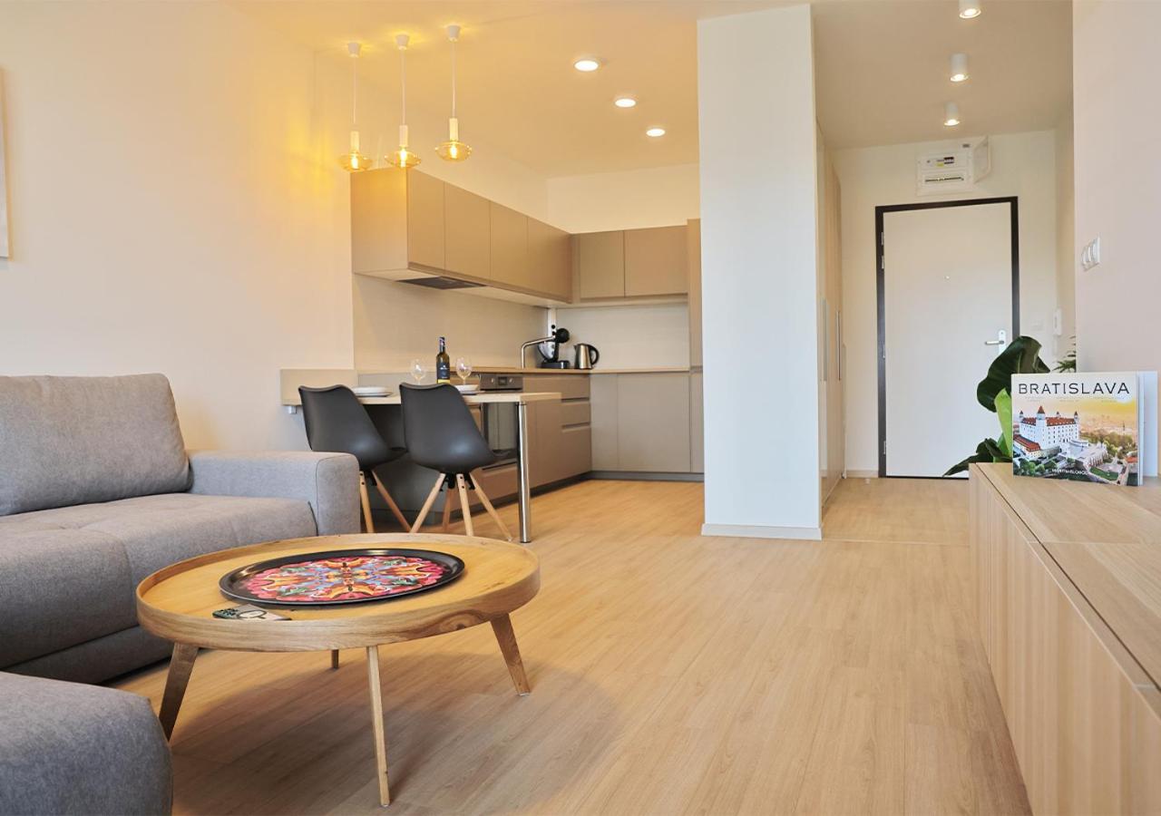 Luxury Grand Apartments By Bratislavatrip Exterior photo